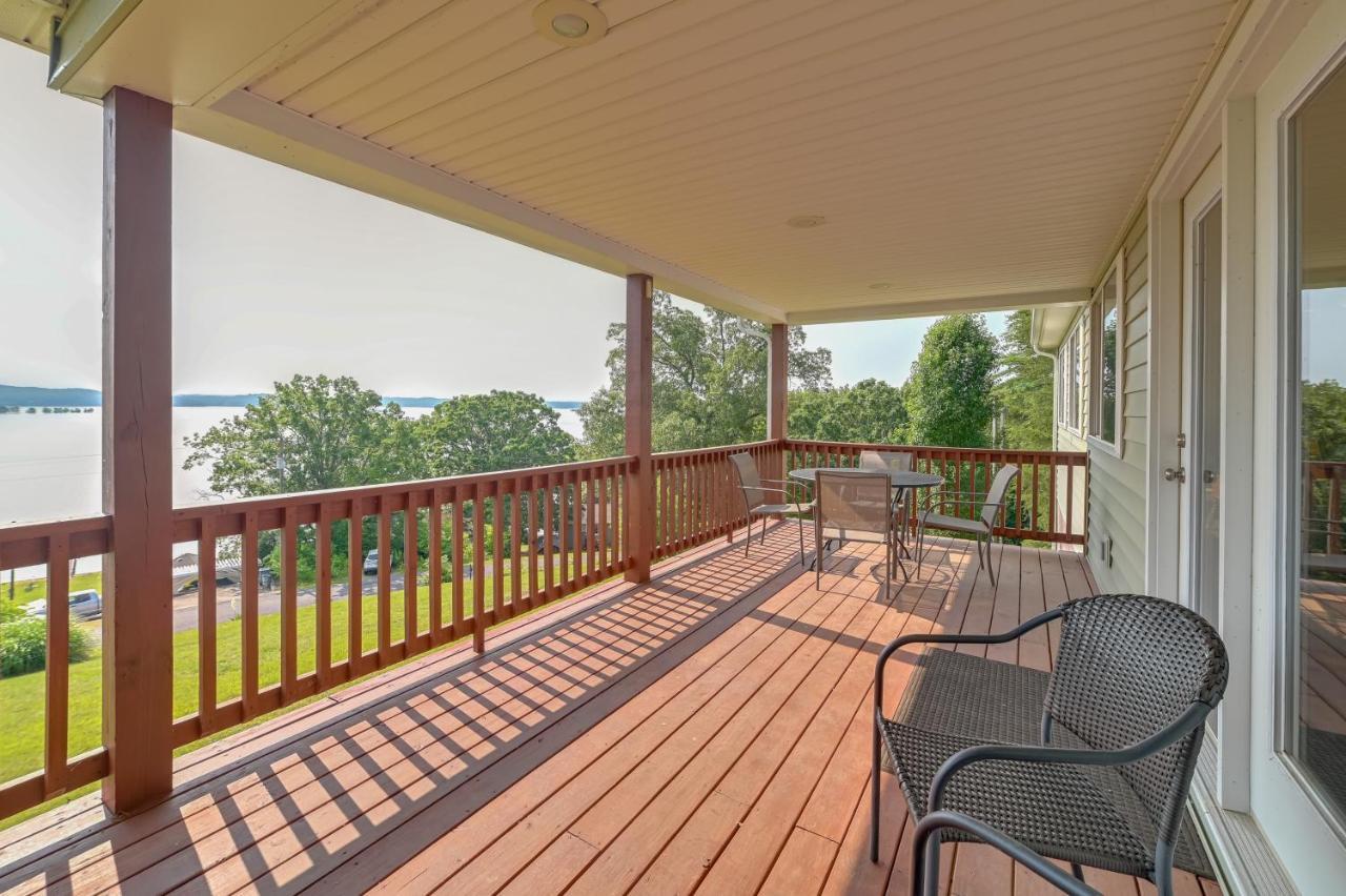 Kentucky Lake Getaway With Lookout Deck, Water View! New Concord Экстерьер фото