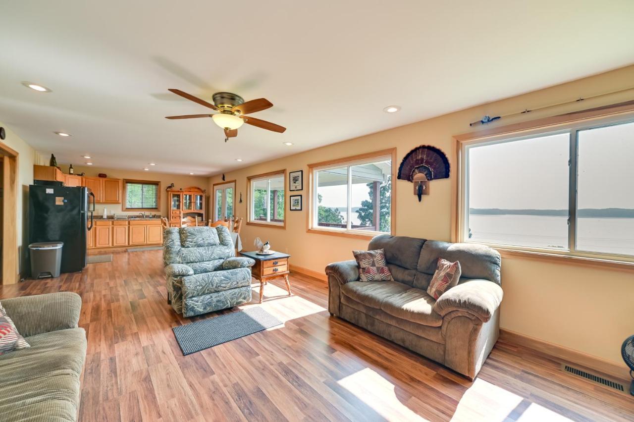 Kentucky Lake Getaway With Lookout Deck, Water View! New Concord Экстерьер фото